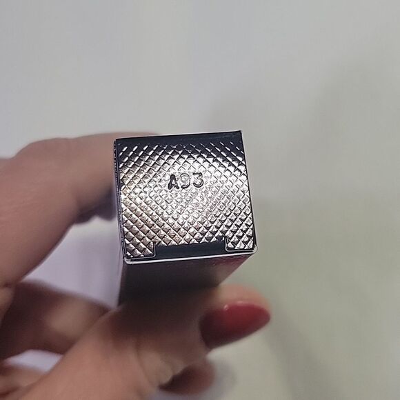 Tom Ford Liquid Lip Luxe Matte Devoted NIB - Picture 6 of 7